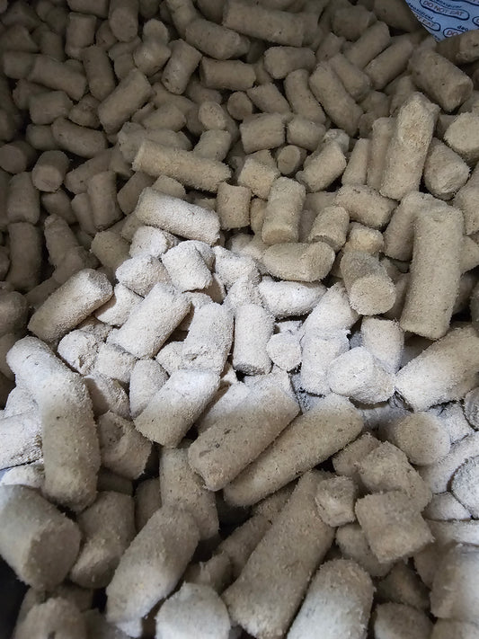 لحم عظام بط نيئ🦆 120g ( تاريخ الانتهاء 12/2027)